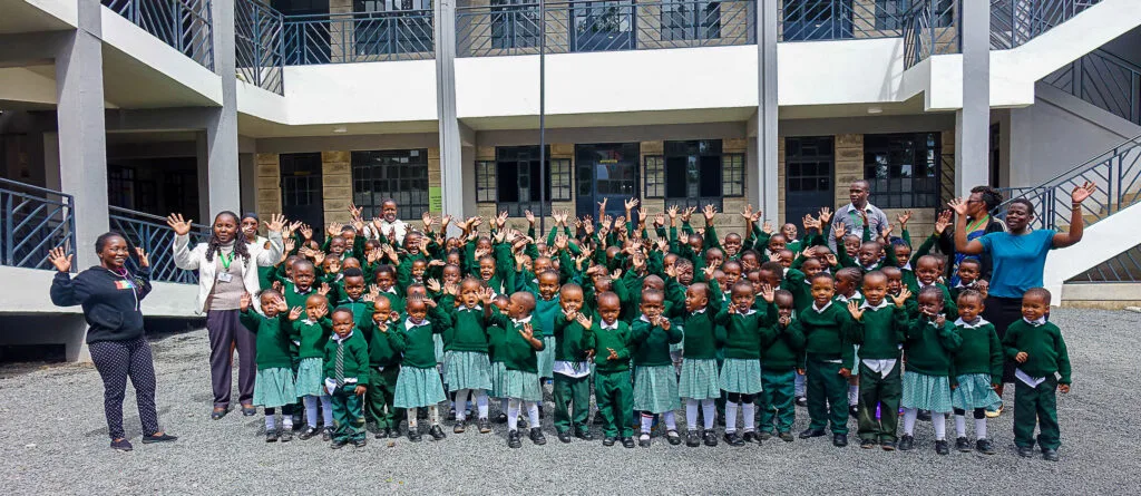 New Life Missions egen grundskola har invigts